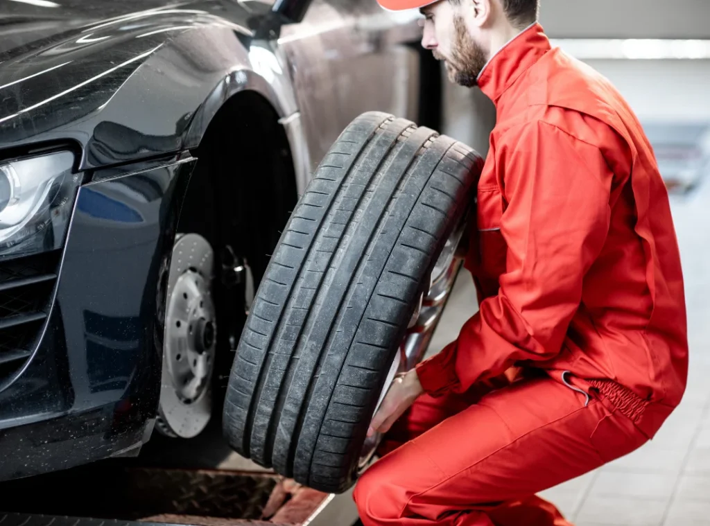 What to Do If You Get a Flat Tyre on the Motorway
